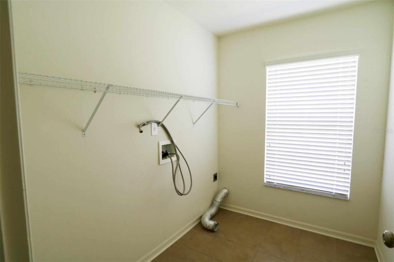 11401 FLORA SPRINGS DR, RIVERVIEW, FL, 33579