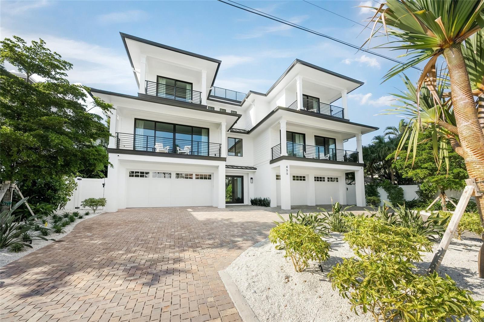 455 CLEVELAND DR, SARASOTA, FL, 34236