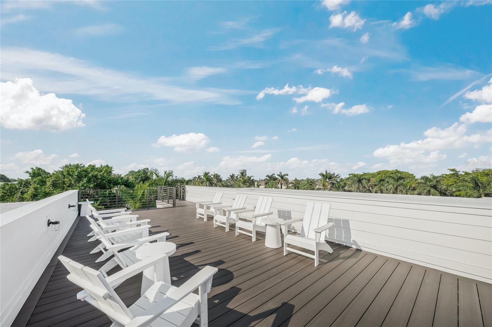 455 CLEVELAND DR, SARASOTA, FL, 34236