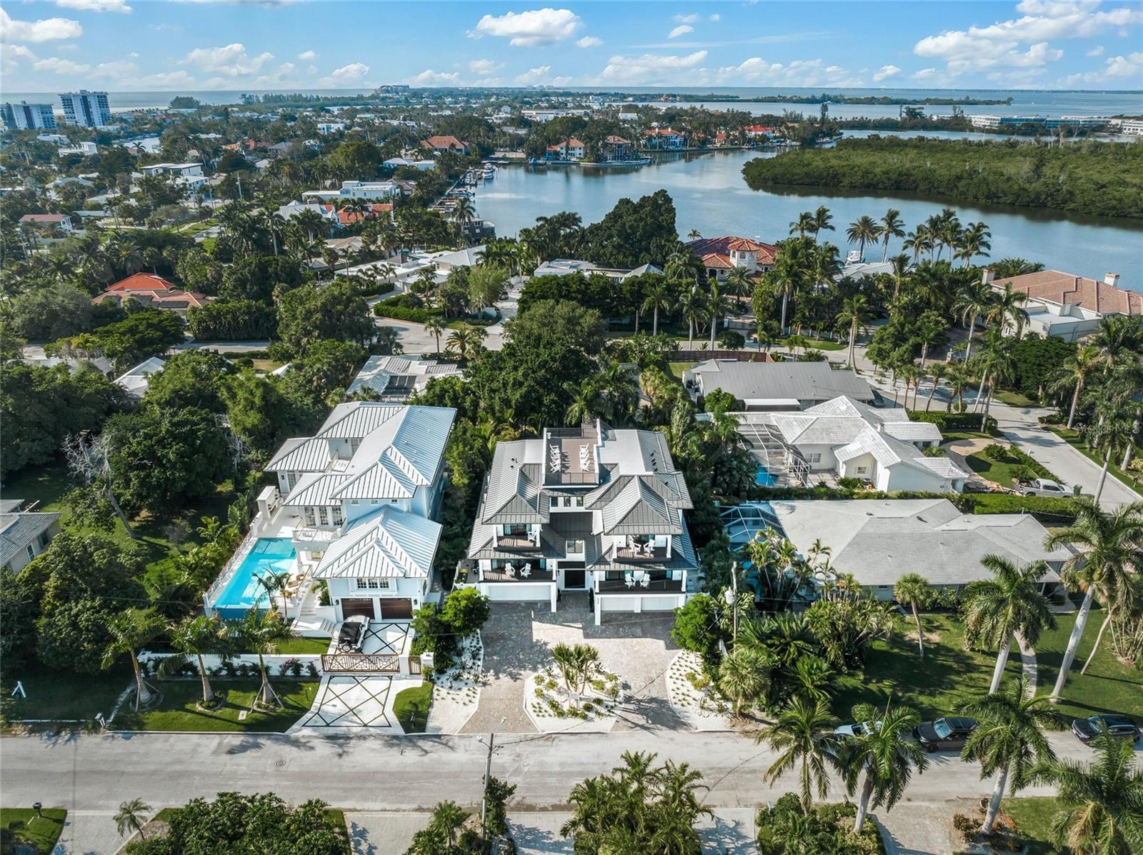 455 CLEVELAND DR, SARASOTA, FL, 34236