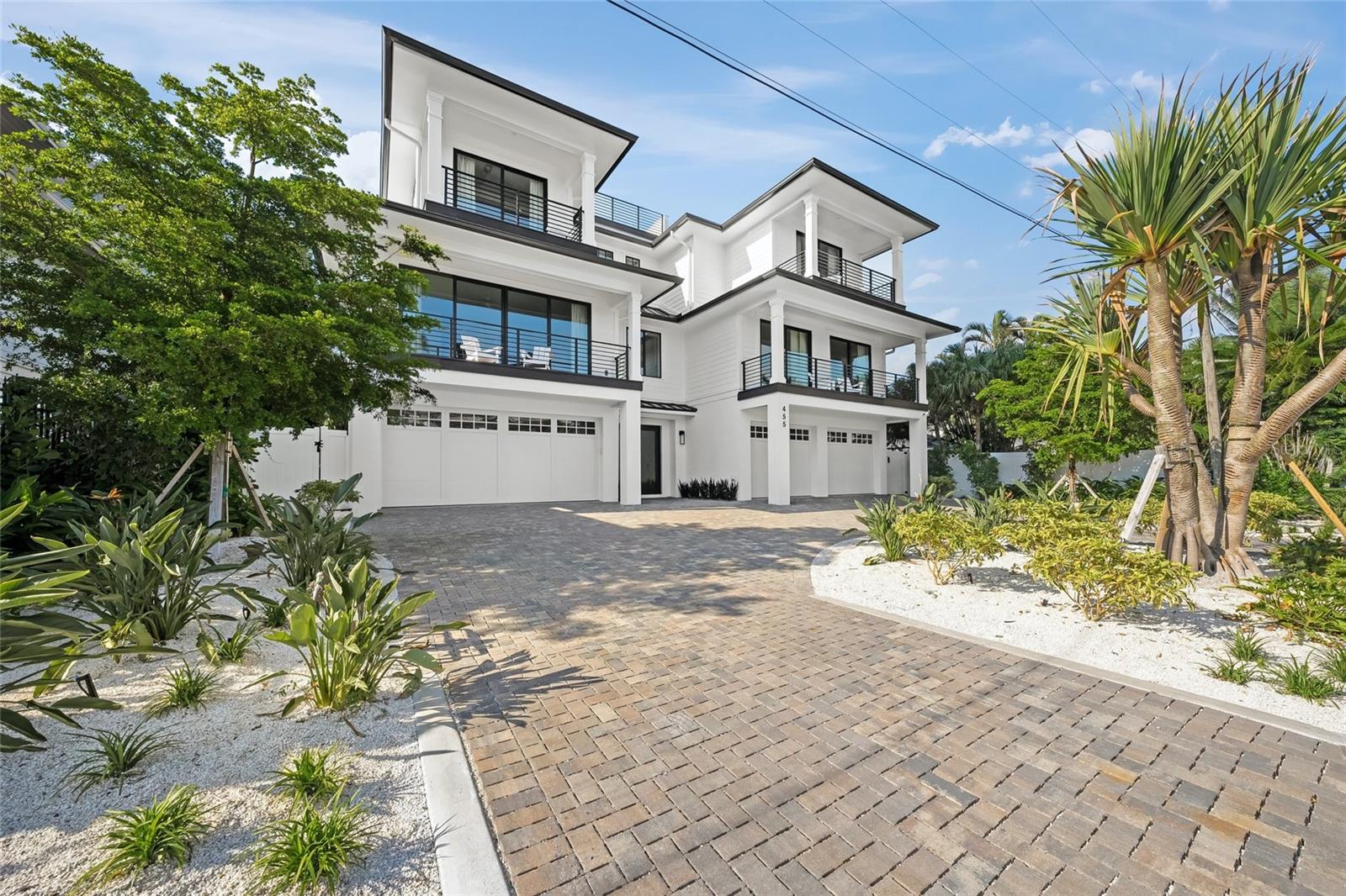 455 CLEVELAND DR, SARASOTA, FL, 34236