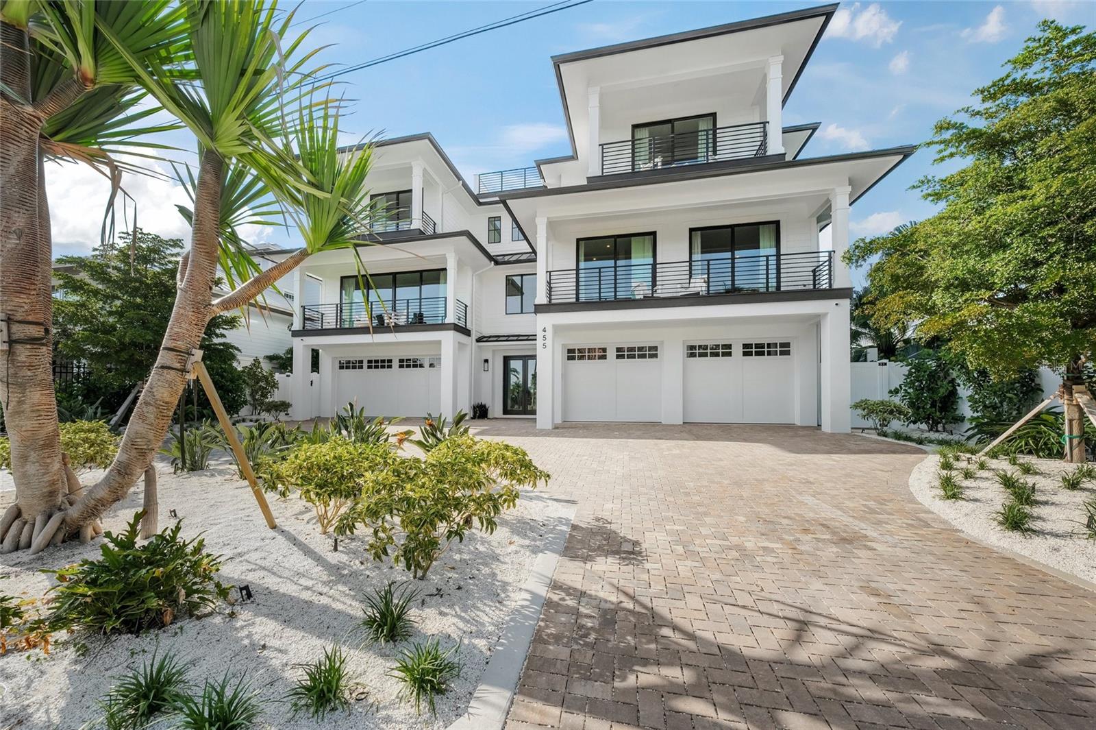 455 CLEVELAND DR, SARASOTA, FL, 34236