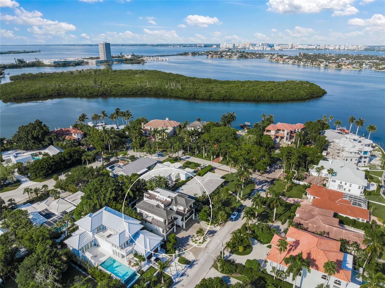 455 CLEVELAND DR, SARASOTA, FL, 34236