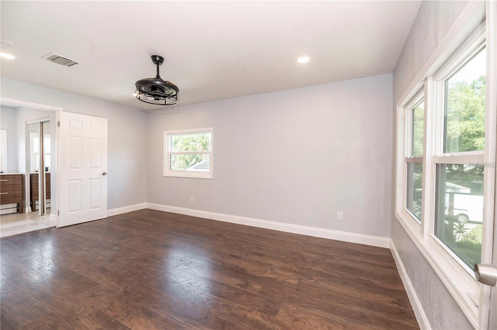 5421 43RD AVE N, ST PETERSBURG, FL, 33709