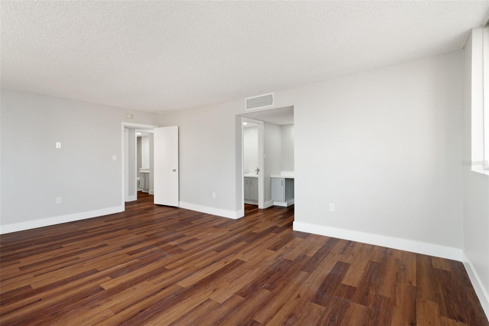 17920 GULF BLVD #205, REDINGTON SHORES, FL, 33708
