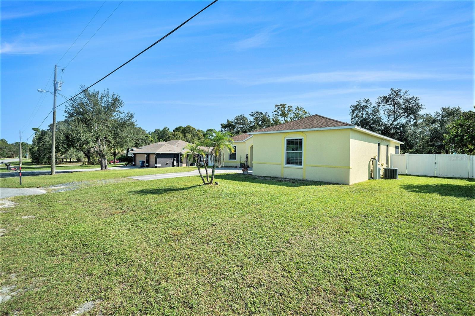 11070 LABRADOR DUCK RD, WEEKI WACHEE, FL, 34614