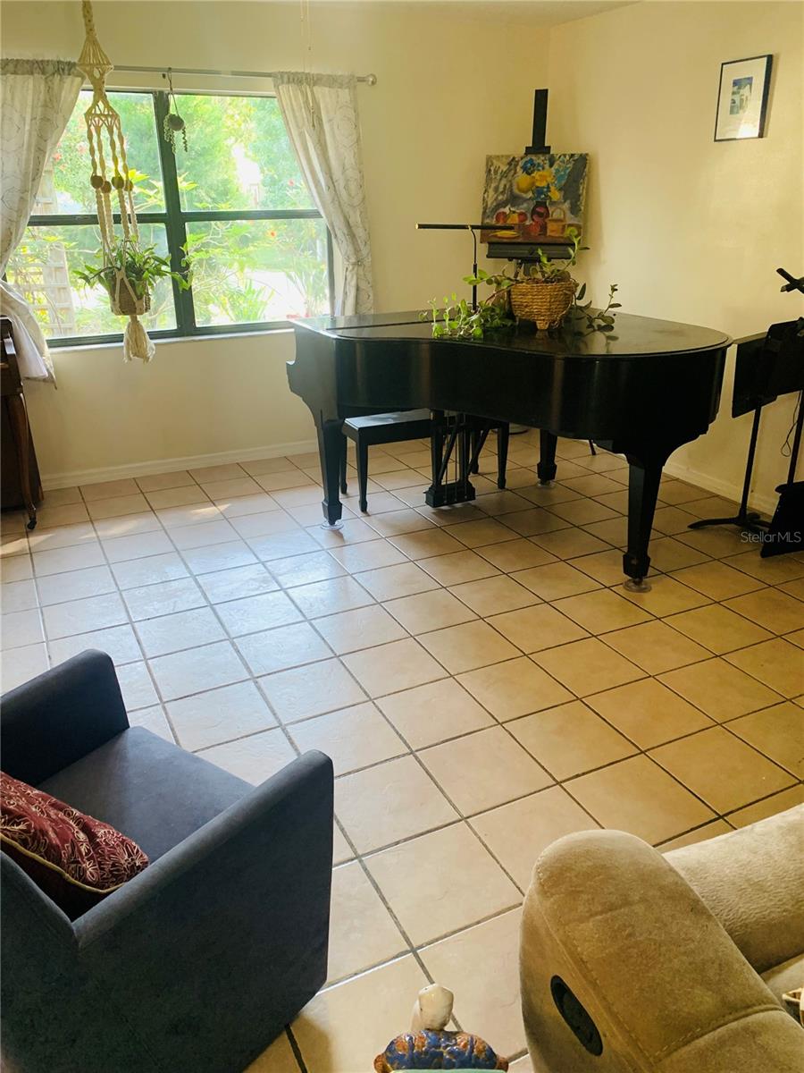 3228 UNITY TREE DR, EDGEWATER, FL, 32141
