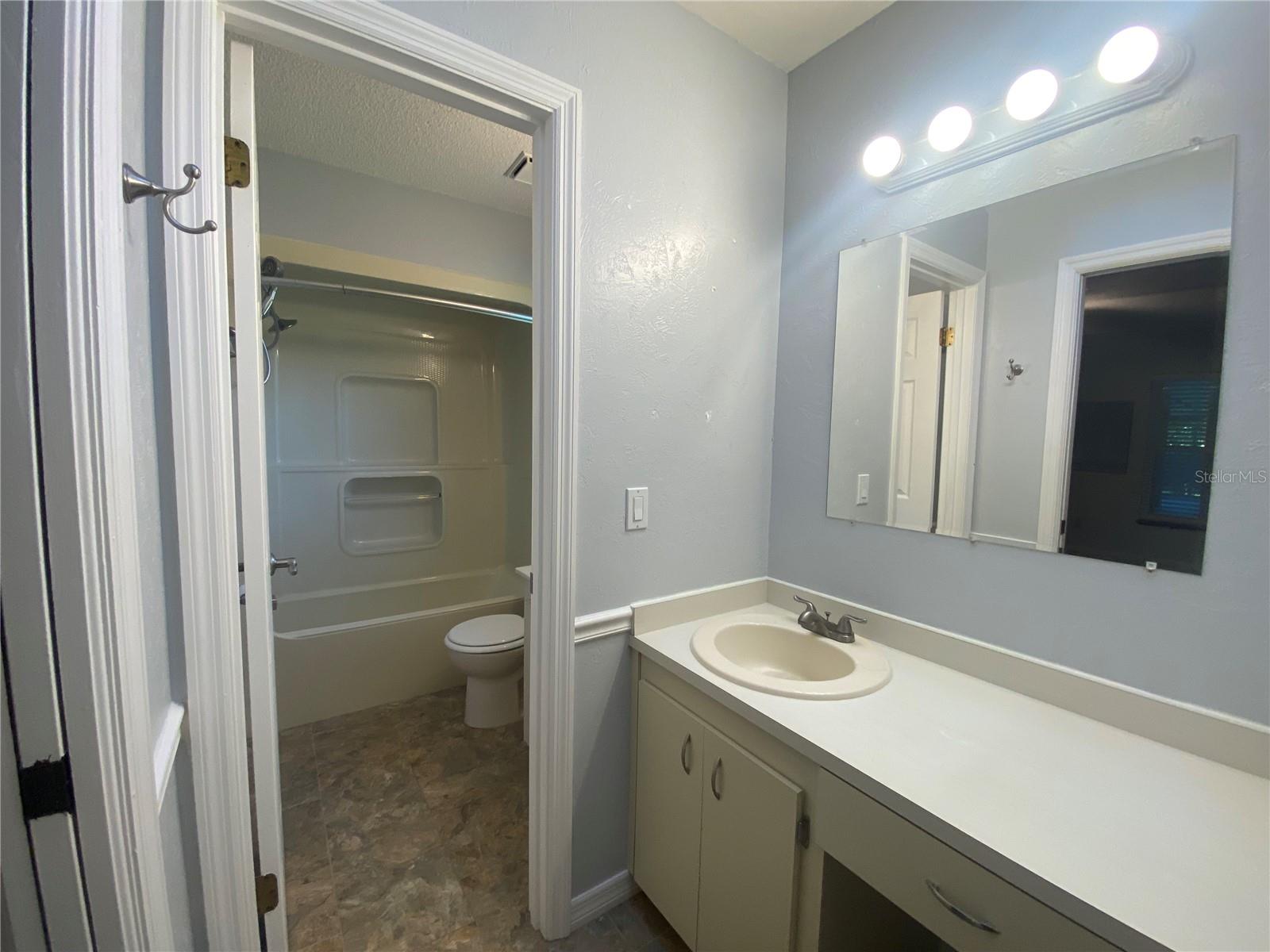 1605 LIVE OAK ST, NEW SMYRNA BEACH, FL, 32168