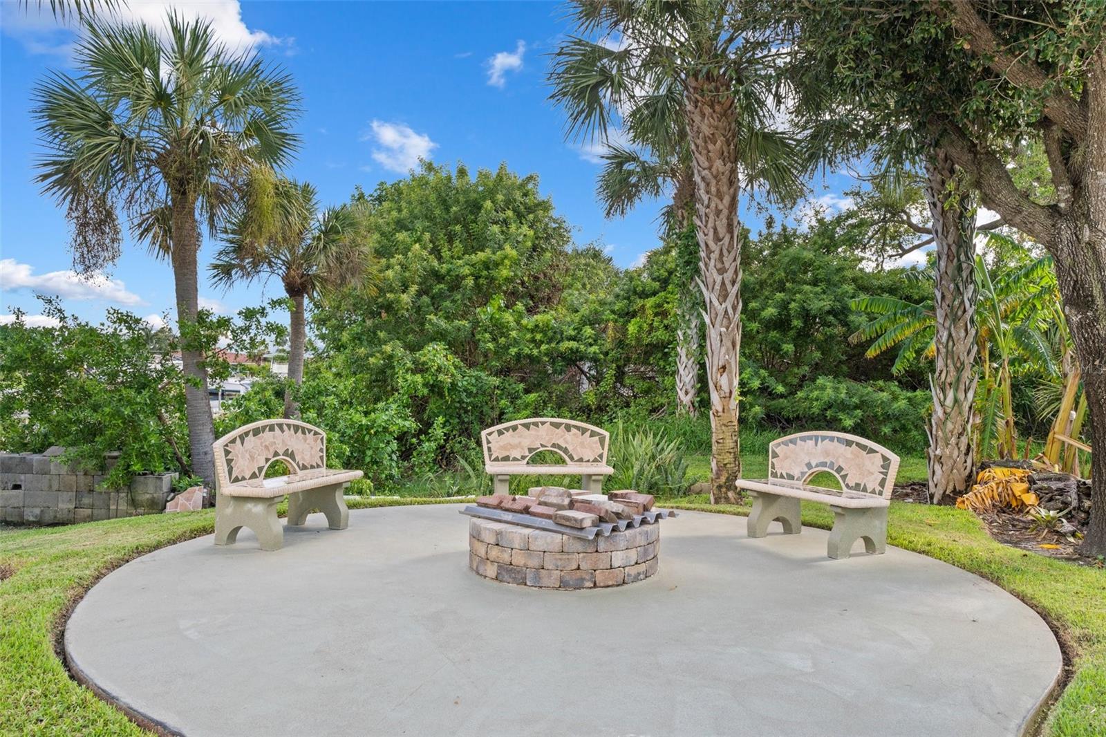 18605 ACKERMAN AVE, PORT CHARLOTTE, FL, 33948