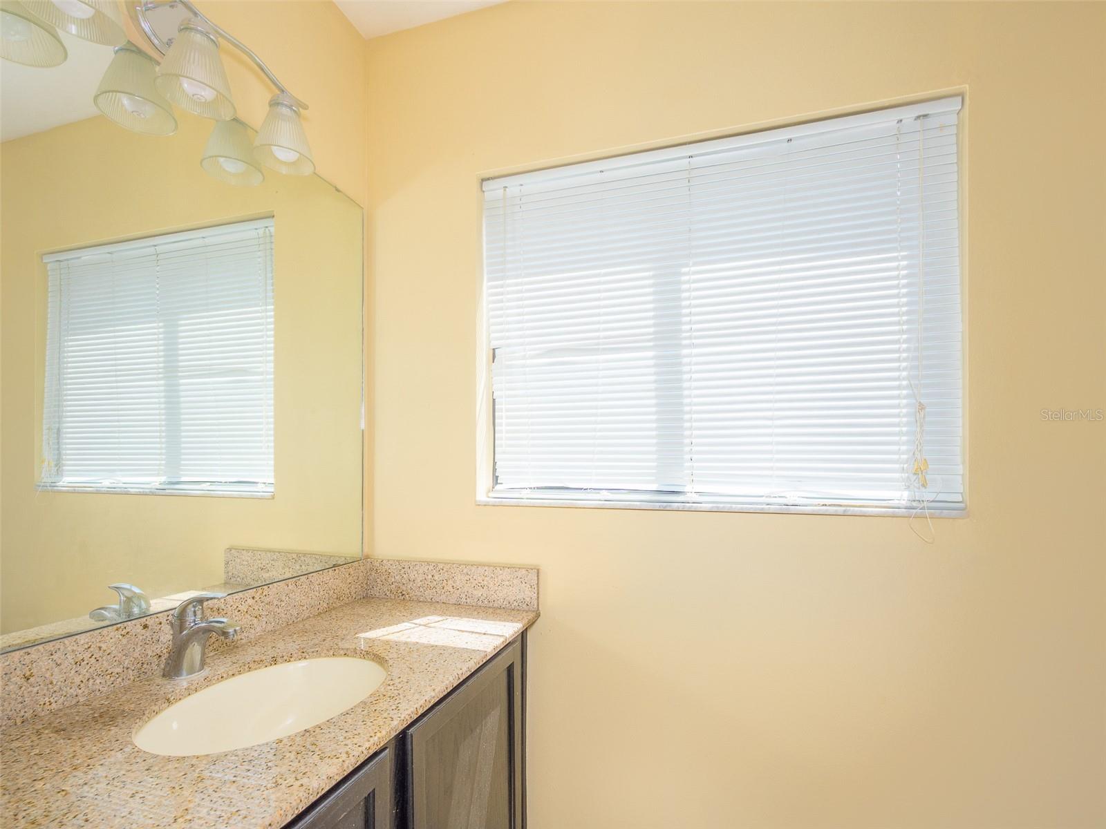 2246 STONINGTON AVE #2246, ORLANDO, FL, 32817