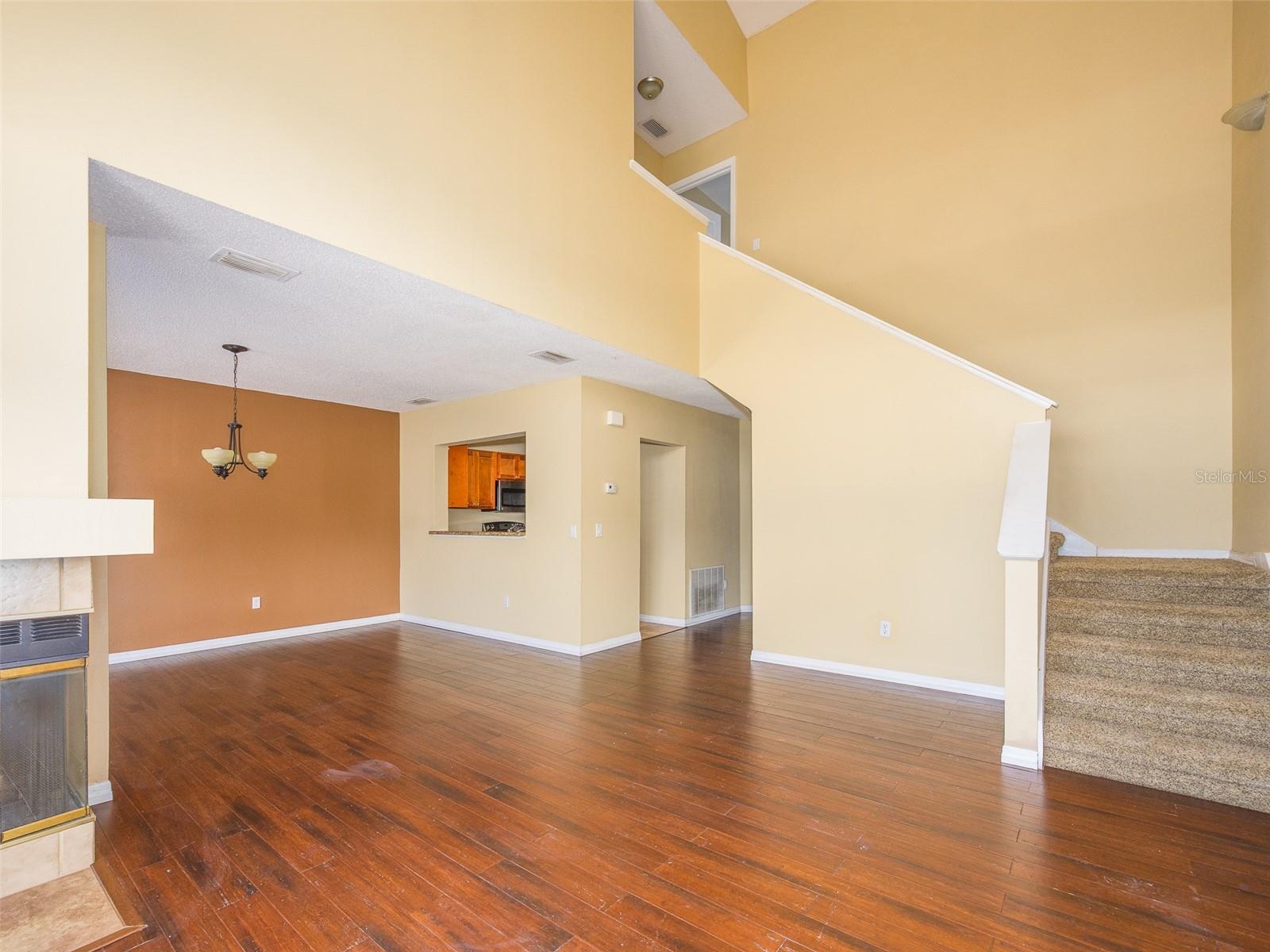 2246 STONINGTON AVE #2246, ORLANDO, FL, 32817