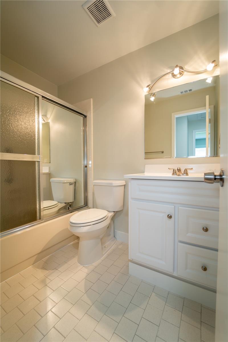 2115 HARLESTON PL, SUN CITY CENTER, FL, 33573