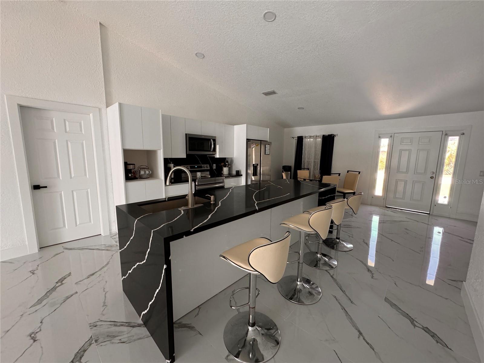 324 COMSTOCK ST, PORT CHARLOTTE, FL, 33954