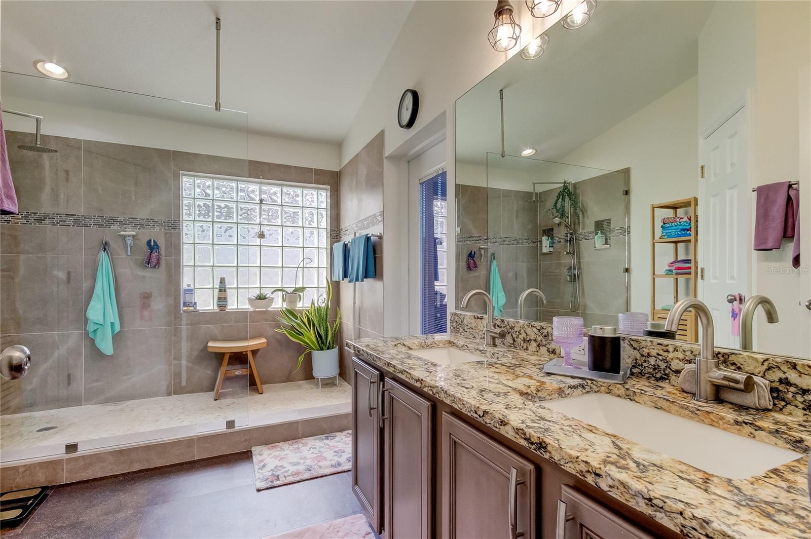 8626 TIDAL BAY LN, TAMPA, FL, 33635