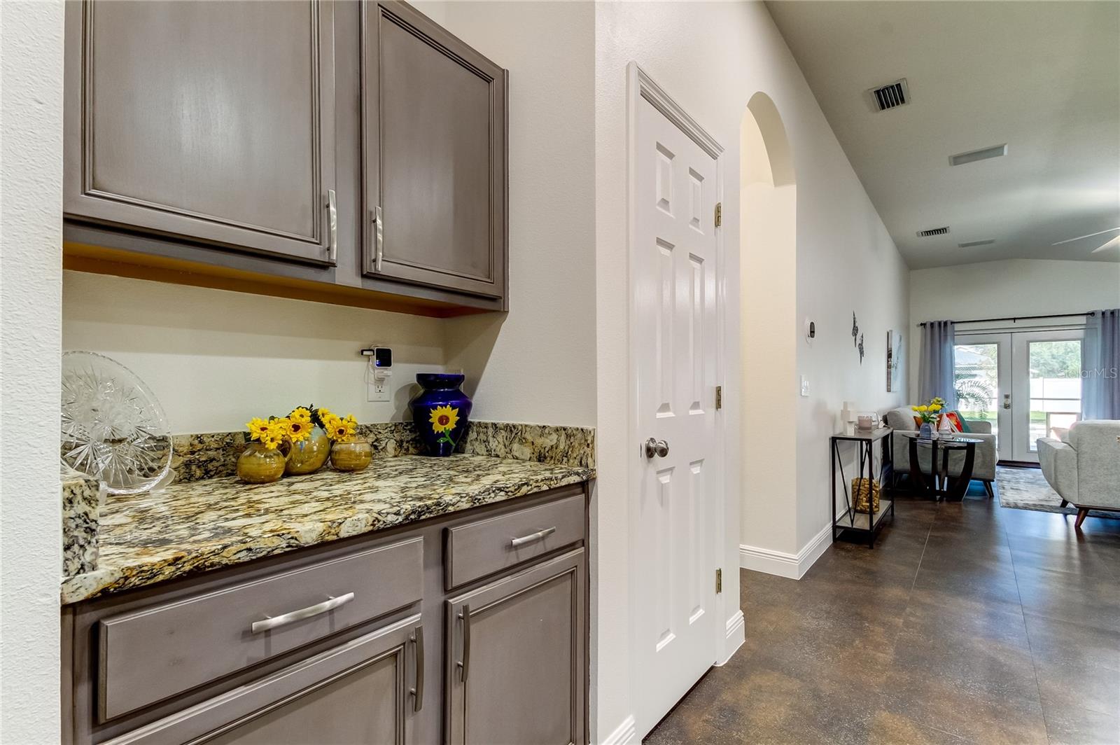 8626 TIDAL BAY LN, TAMPA, FL, 33635