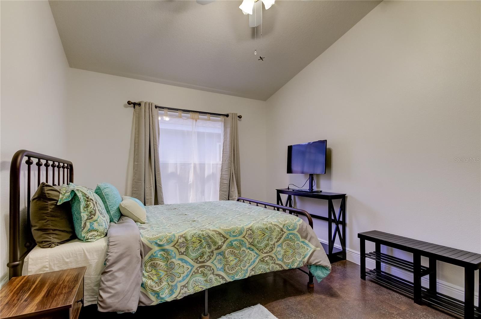 8626 TIDAL BAY LN, TAMPA, FL, 33635