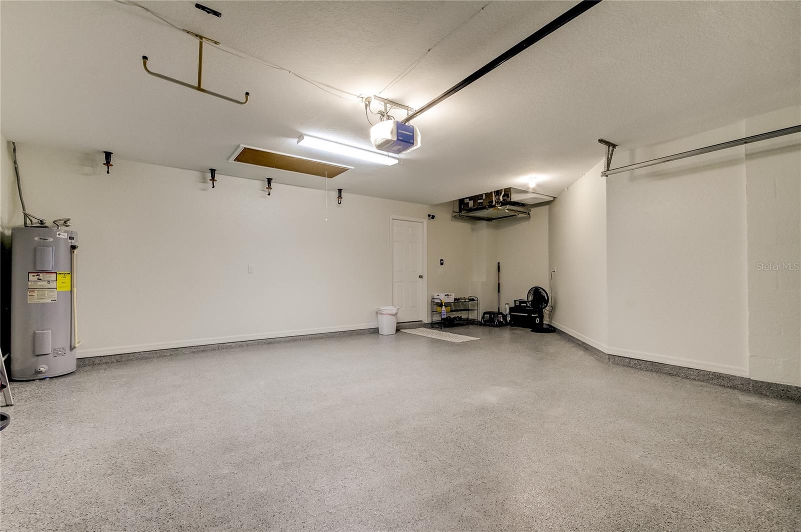 8626 TIDAL BAY LN, TAMPA, FL, 33635