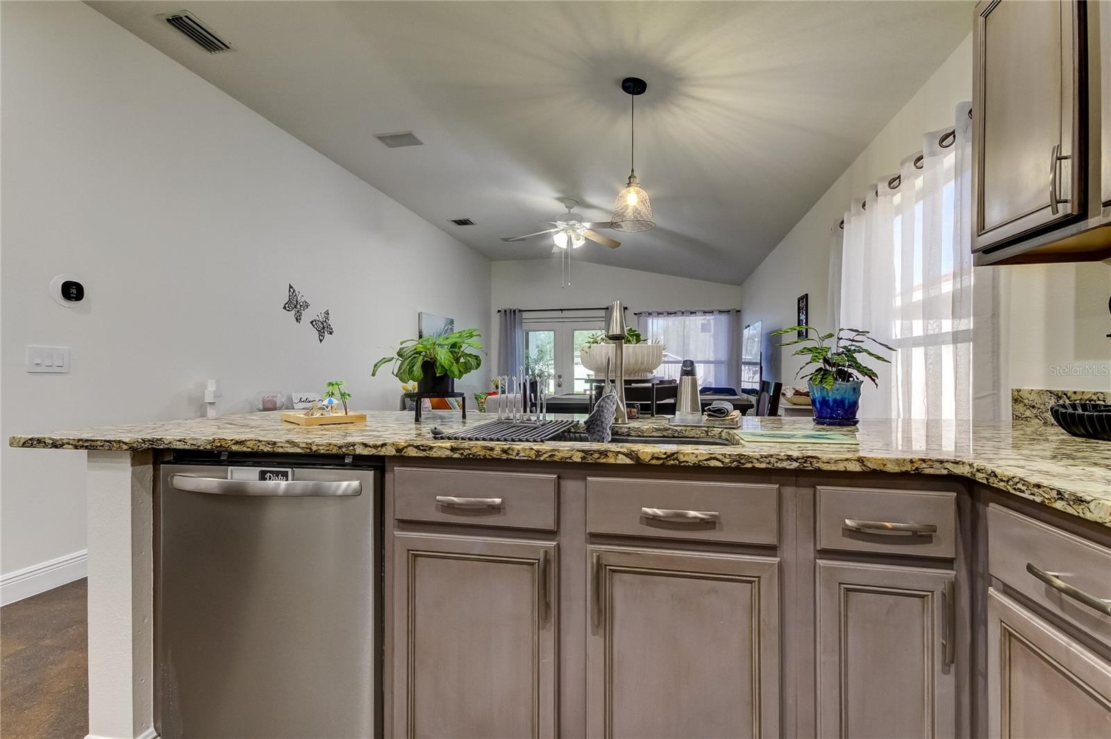 8626 TIDAL BAY LN, TAMPA, FL, 33635