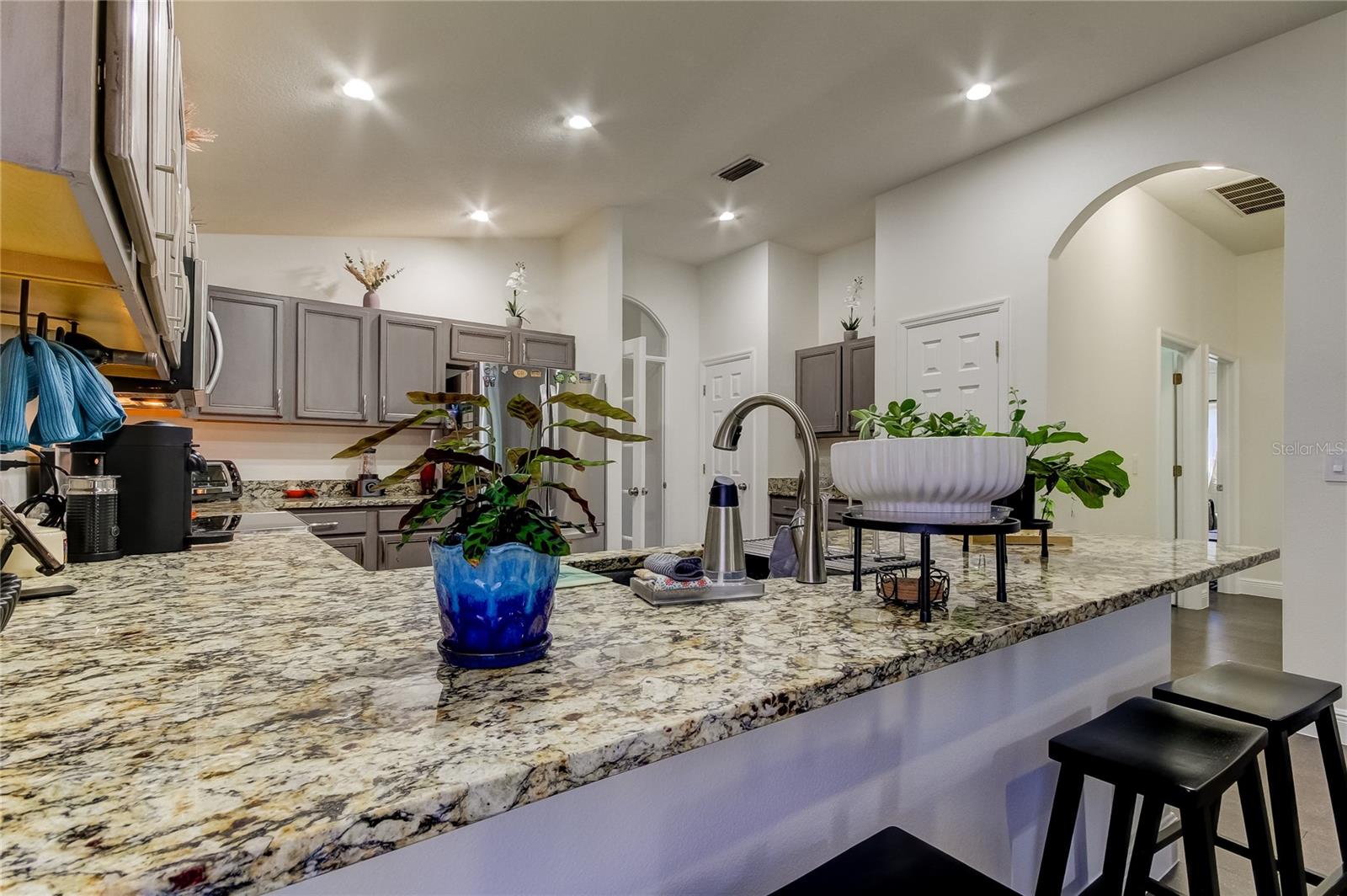 8626 TIDAL BAY LN, TAMPA, FL, 33635