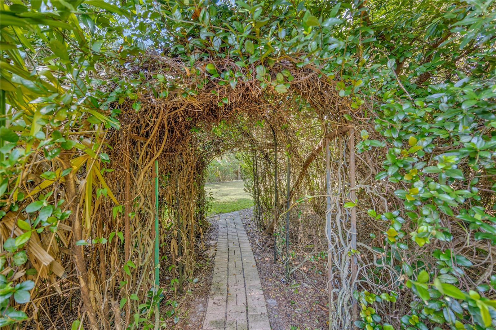 616 GREENBRIAR DR, BRANDON, FL, 33511