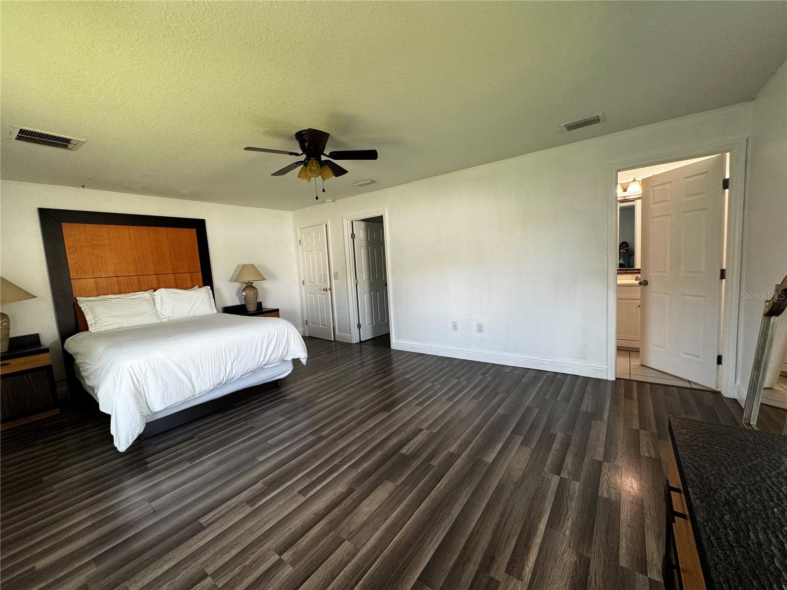 242 ABBOTSBURY DR, KISSIMMEE, FL, 34758