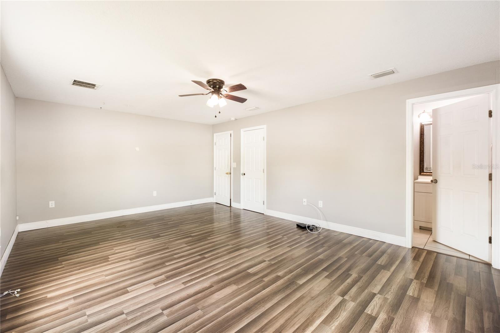 242 ABBOTSBURY DR, KISSIMMEE, FL, 34758