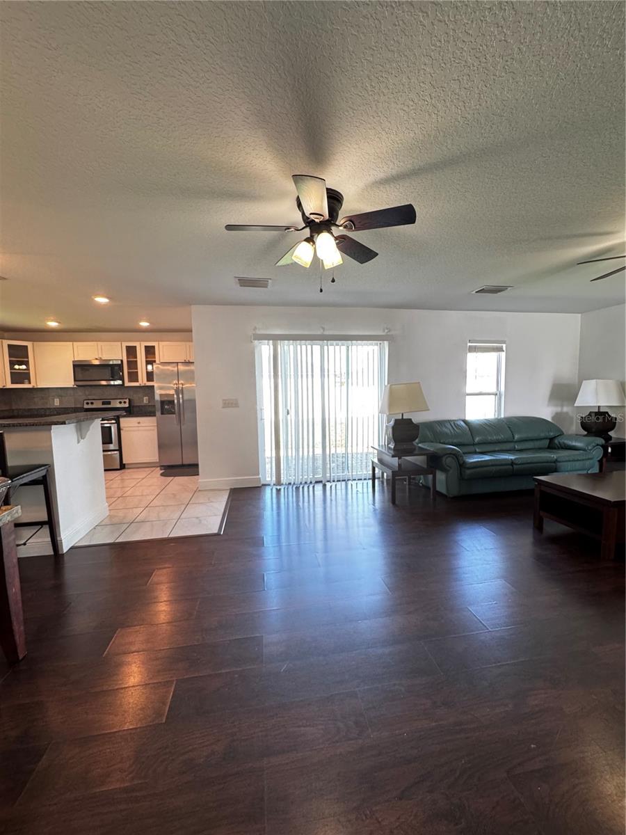 242 ABBOTSBURY DR, KISSIMMEE, FL, 34758