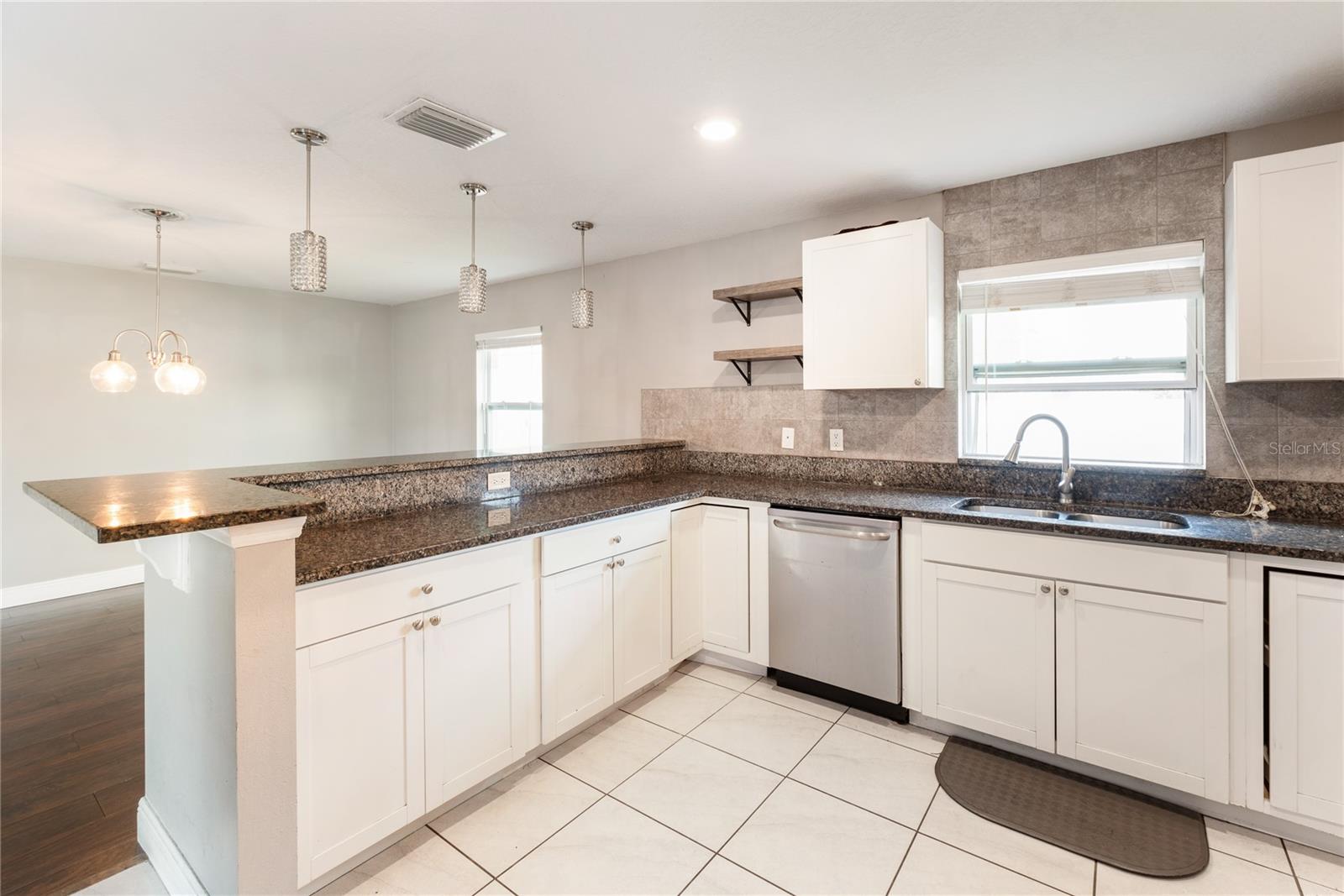 242 ABBOTSBURY DR, KISSIMMEE, FL, 34758