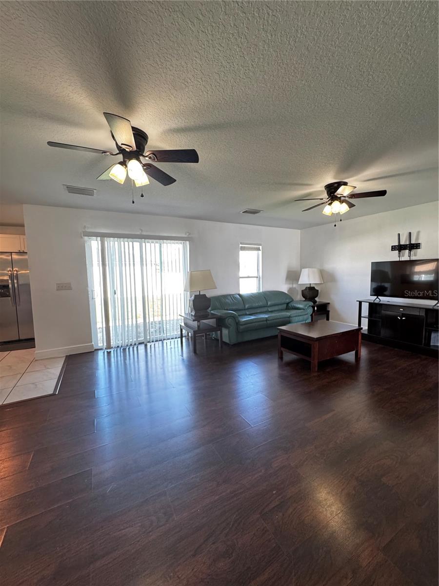 242 ABBOTSBURY DR, KISSIMMEE, FL, 34758
