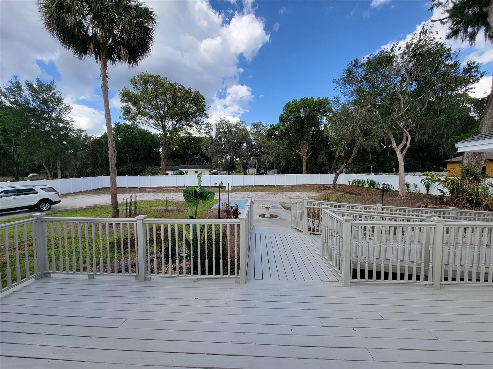 1107 LITHIA PINECREST RD, BRANDON, FL, 33511
