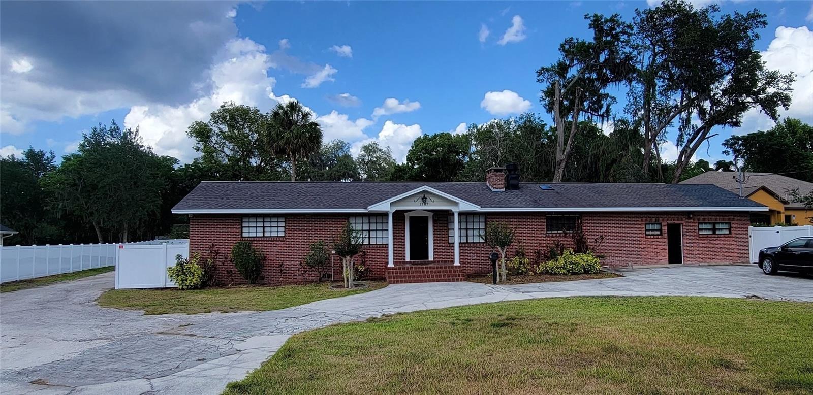 1107 LITHIA PINECREST RD, BRANDON, FL, 33511