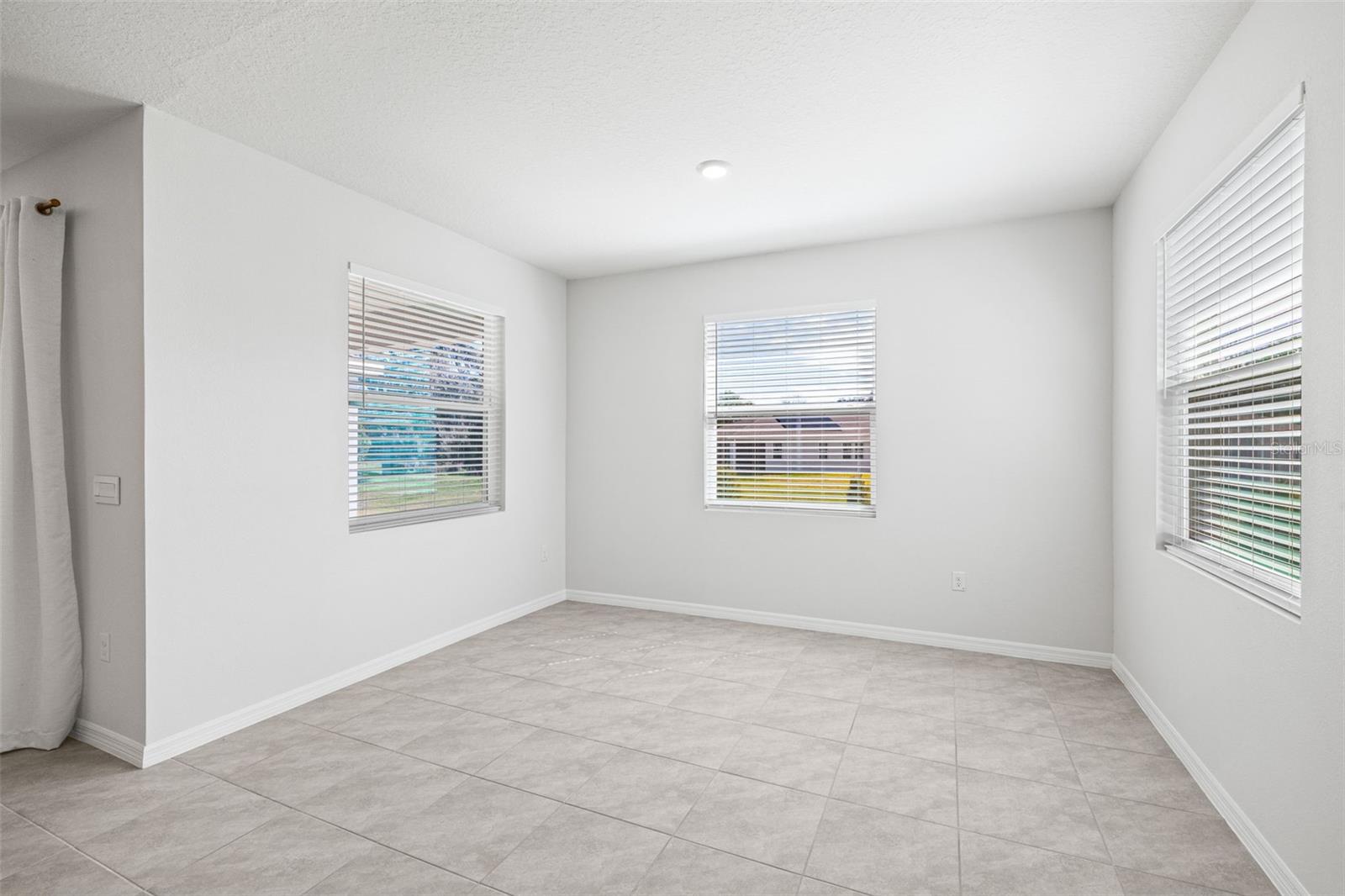 13862 WHISKEY DAISY DR, DADE CITY, FL, 33525