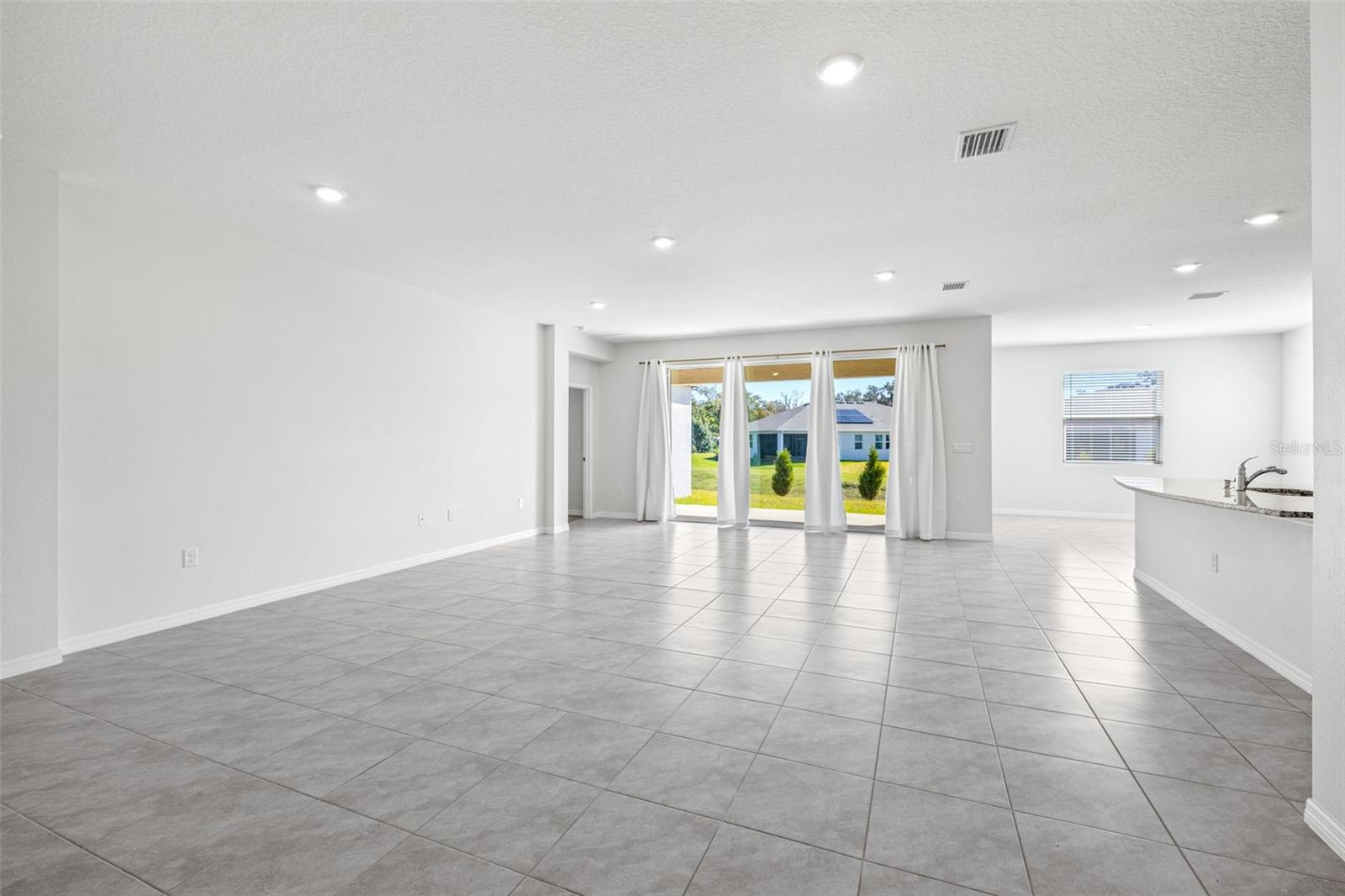 13862 WHISKEY DAISY DR, DADE CITY, FL, 33525