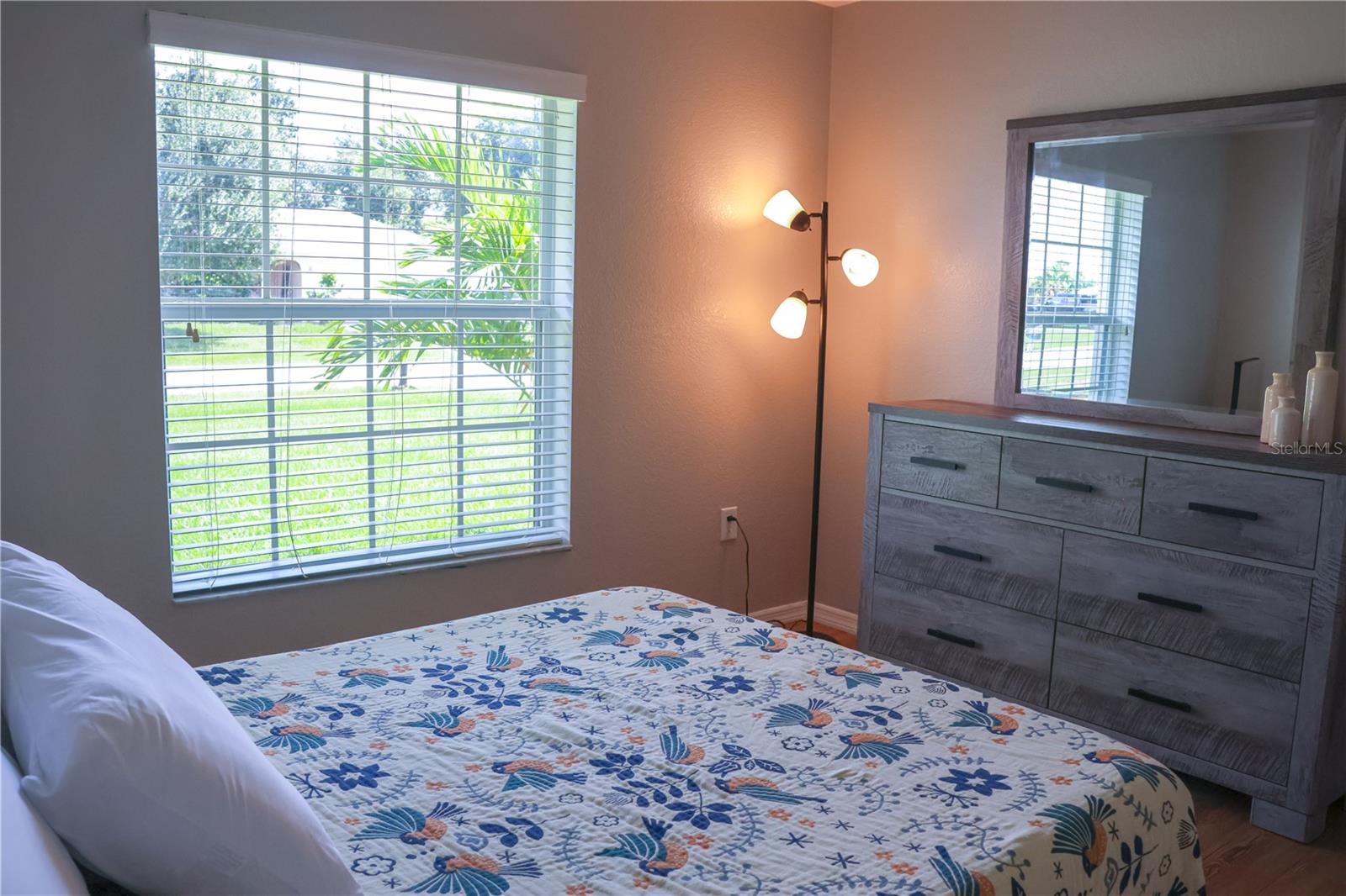 421 LONDRINA DR, PUNTA GORDA, FL, 33983