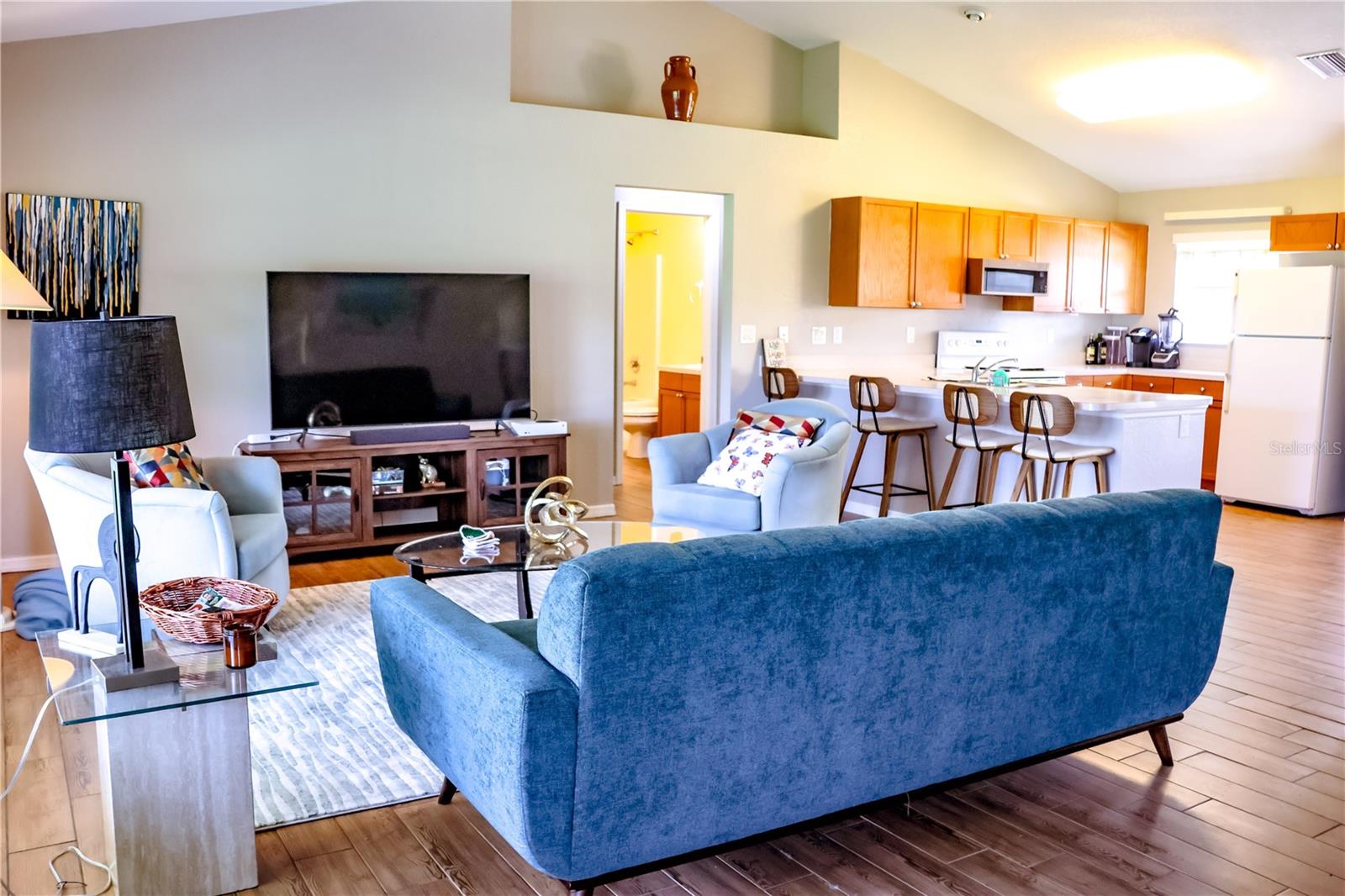 421 LONDRINA DR, PUNTA GORDA, FL, 33983