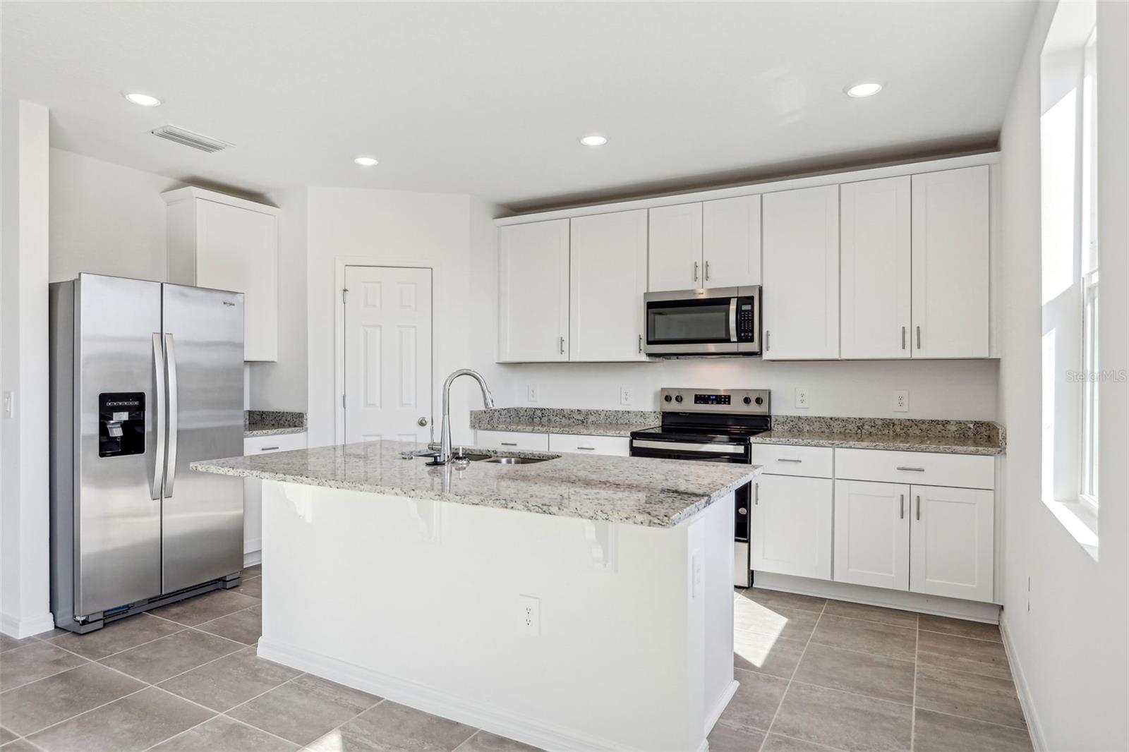2462 LEEDS ST, HAINES CITY, FL, 33844