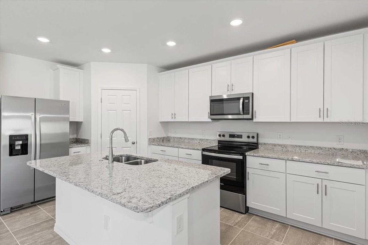 2339 WHITE TAIL ST, DAVENPORT, FL, 33837