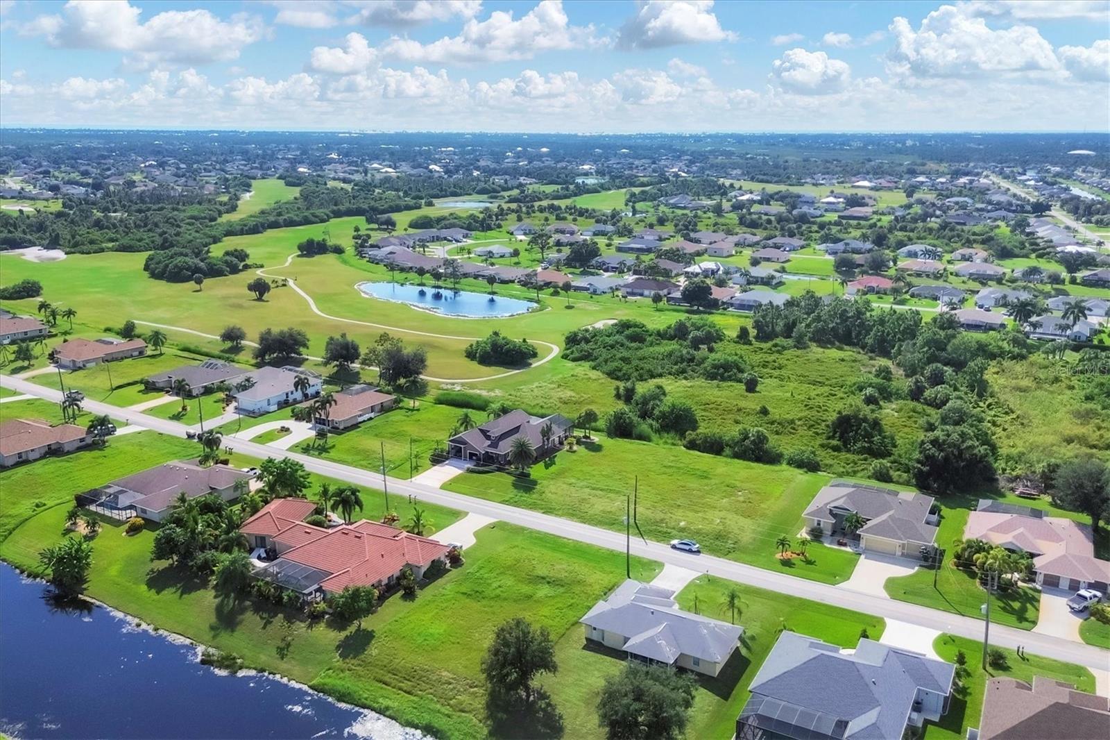 910 ROTONDA CIR, ROTONDA WEST, FL, 33947