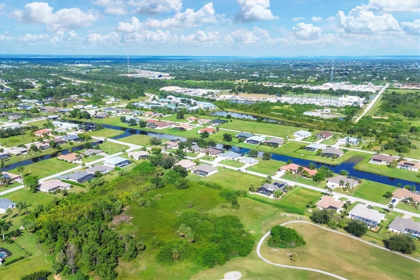 910 ROTONDA CIR, ROTONDA WEST, FL, 33947