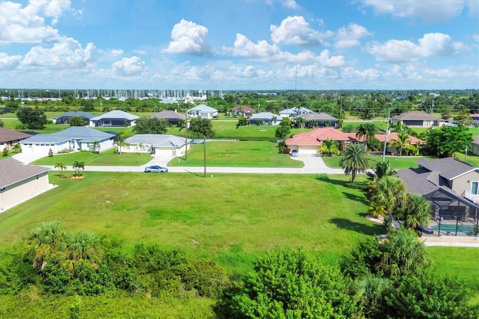 910 ROTONDA CIR, ROTONDA WEST, FL, 33947
