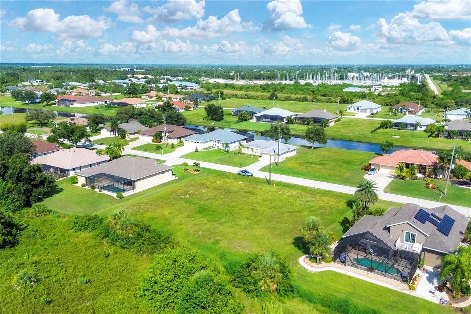910 ROTONDA CIR, ROTONDA WEST, FL, 33947