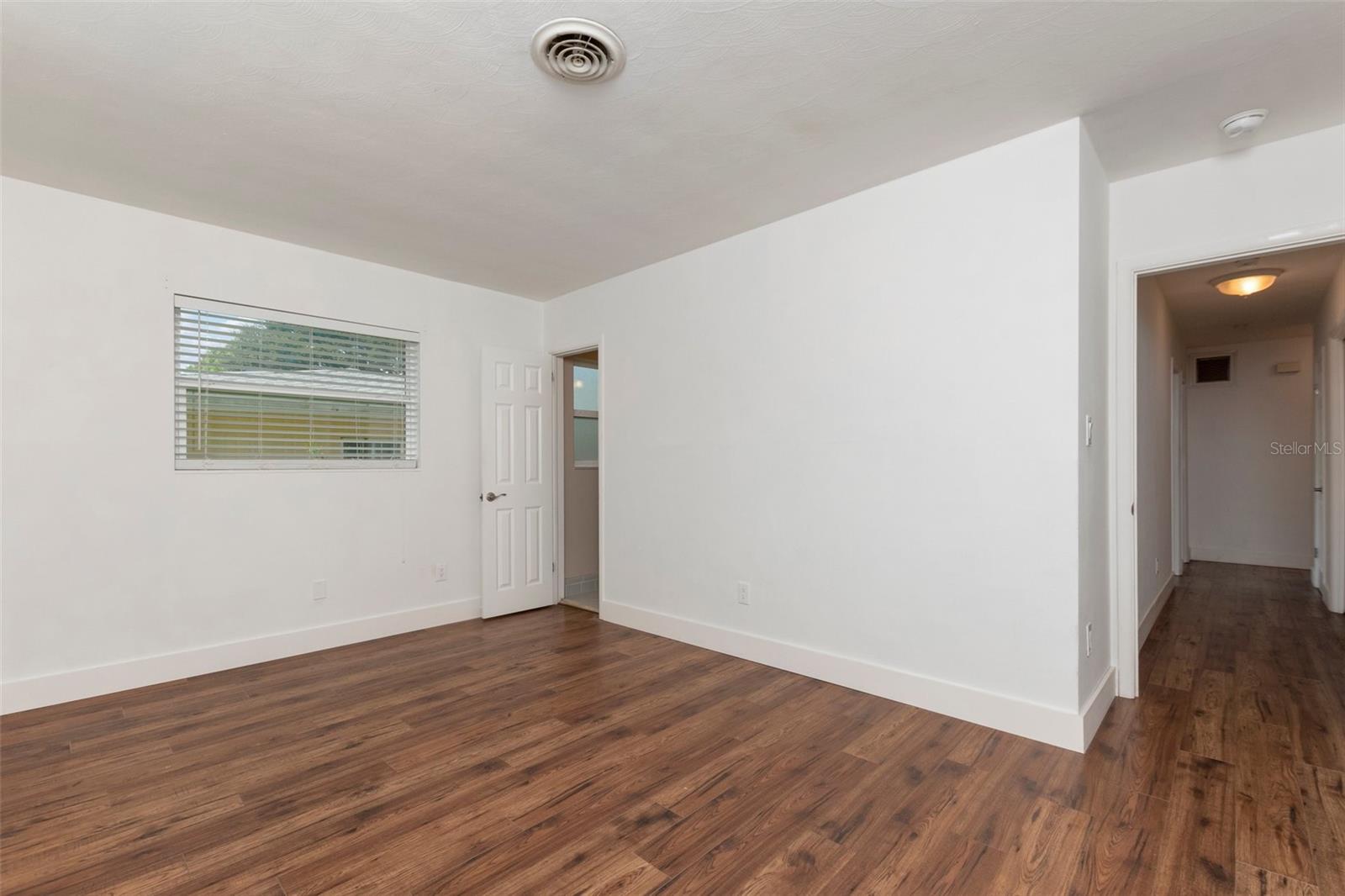 1364 S EVERGREEN AVE, CLEARWATER, FL, 33756
