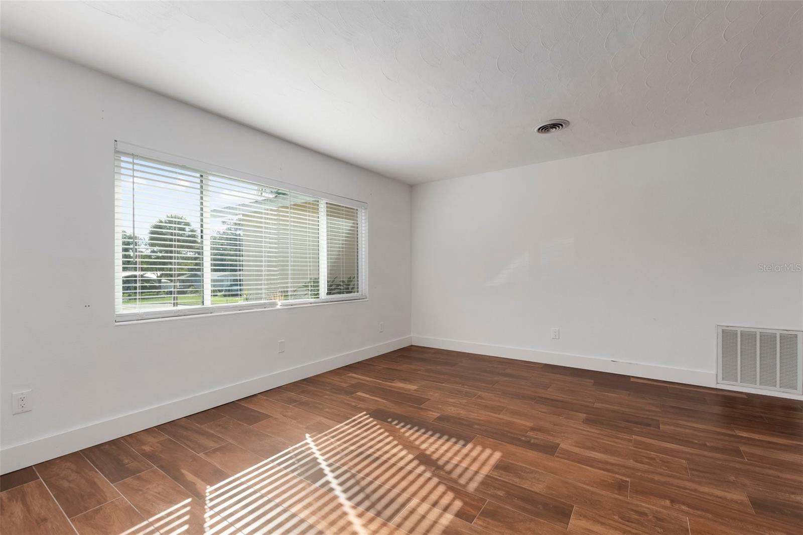 1364 S EVERGREEN AVE, CLEARWATER, FL, 33756