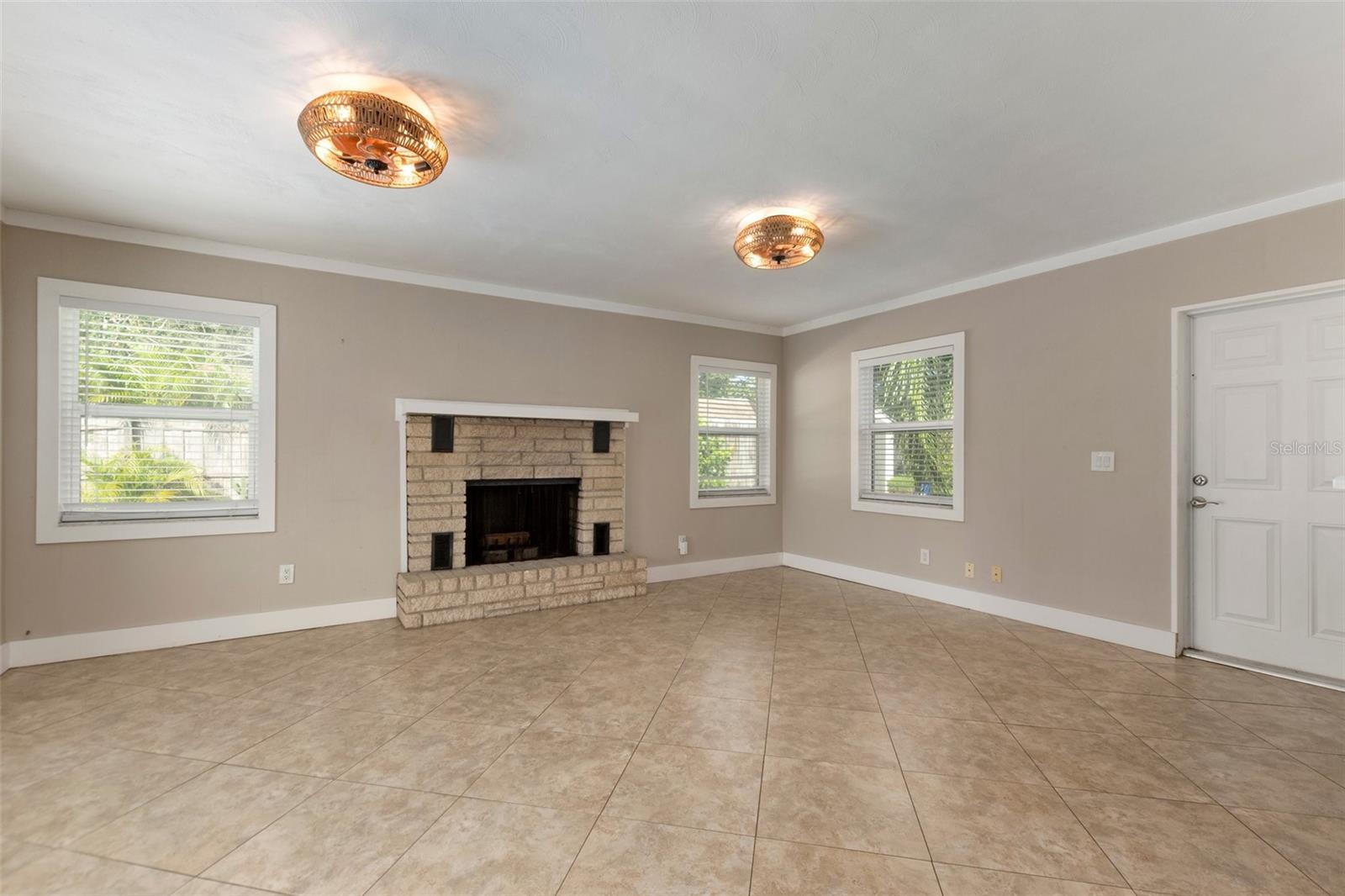 1364 S EVERGREEN AVE, CLEARWATER, FL, 33756