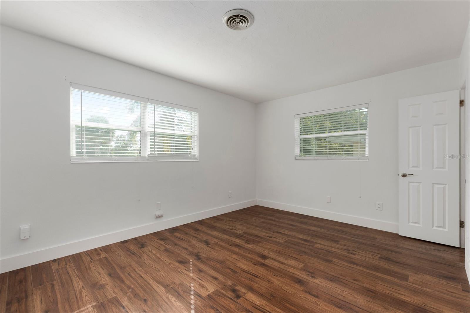 1364 S EVERGREEN AVE, CLEARWATER, FL, 33756