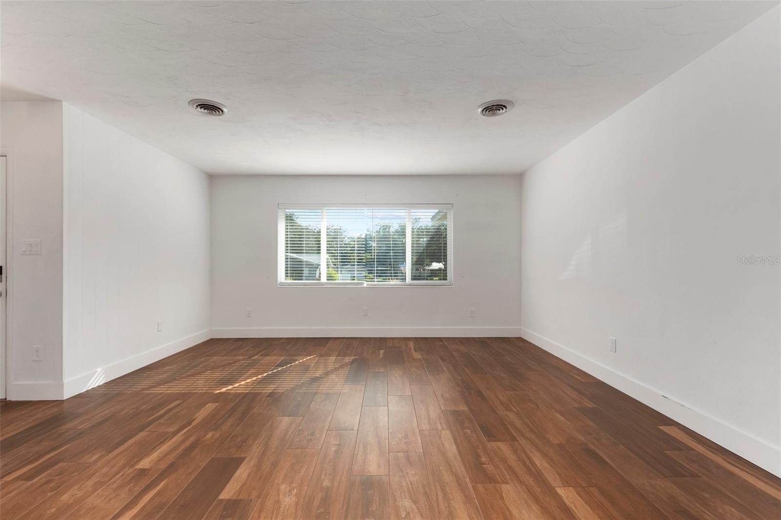 1364 S EVERGREEN AVE, CLEARWATER, FL, 33756
