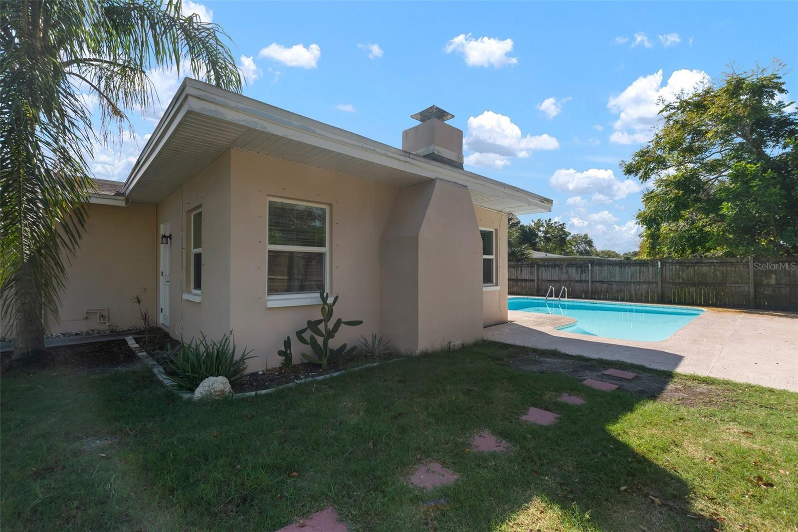 1364 S EVERGREEN AVE, CLEARWATER, FL, 33756