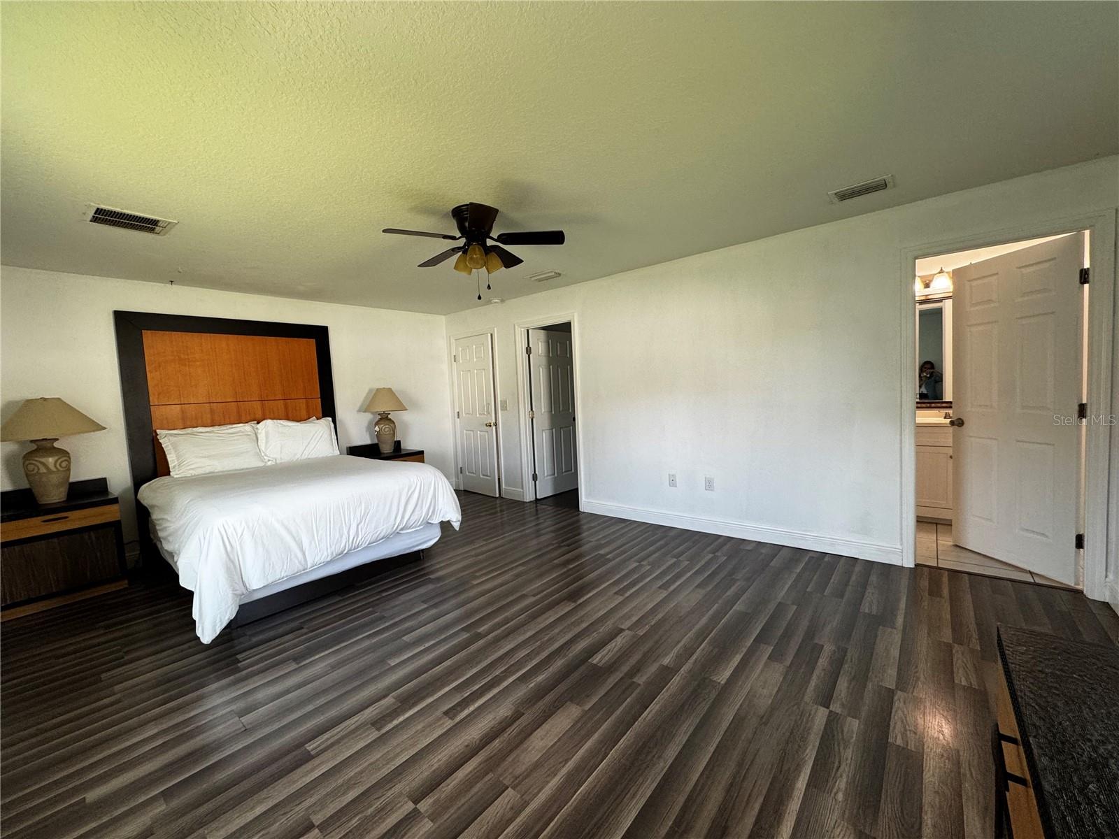 242 ABBOTSBURY DR, KISSIMMEE, FL, 34758