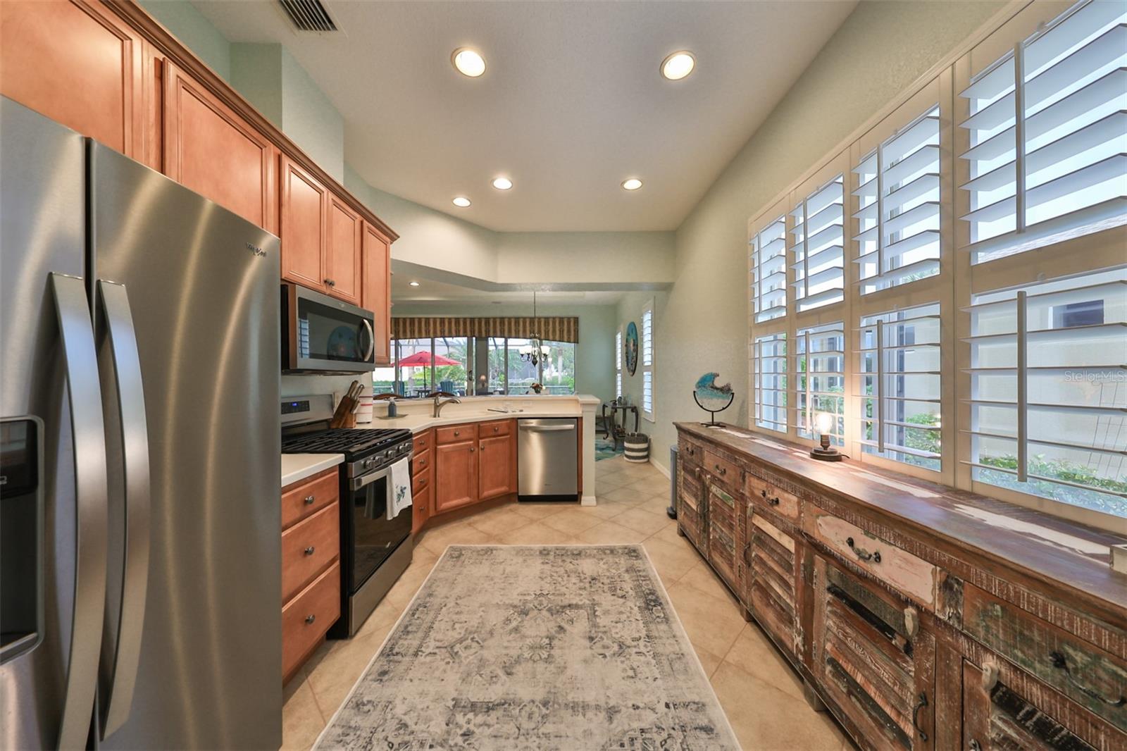 921 REGAL MANOR WAY, SUN CITY CENTER, FL, 33573