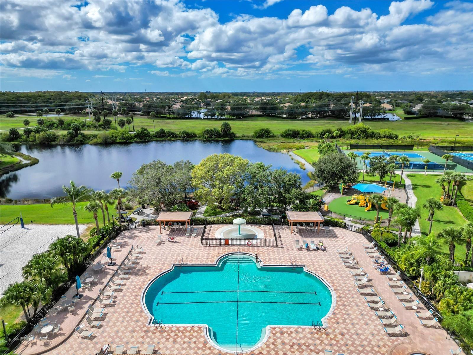 811 FAIRWAY COVE LN #205, BRADENTON, FL, 34212
